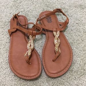 Brown strappy sandals, never worn